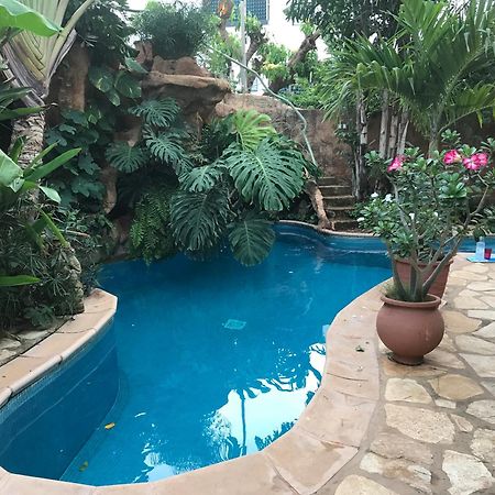 Appartamento Tropical Oasis Ouakam Esterno foto